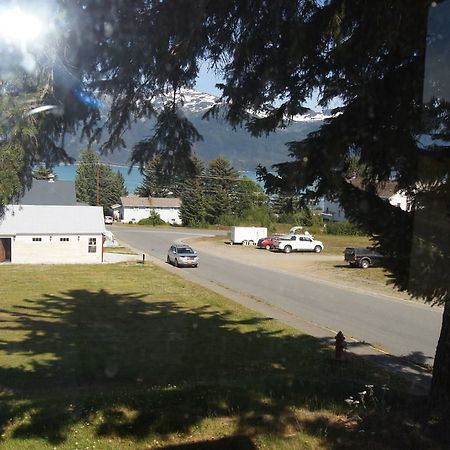 Hotel Halsingland Haines Esterno foto