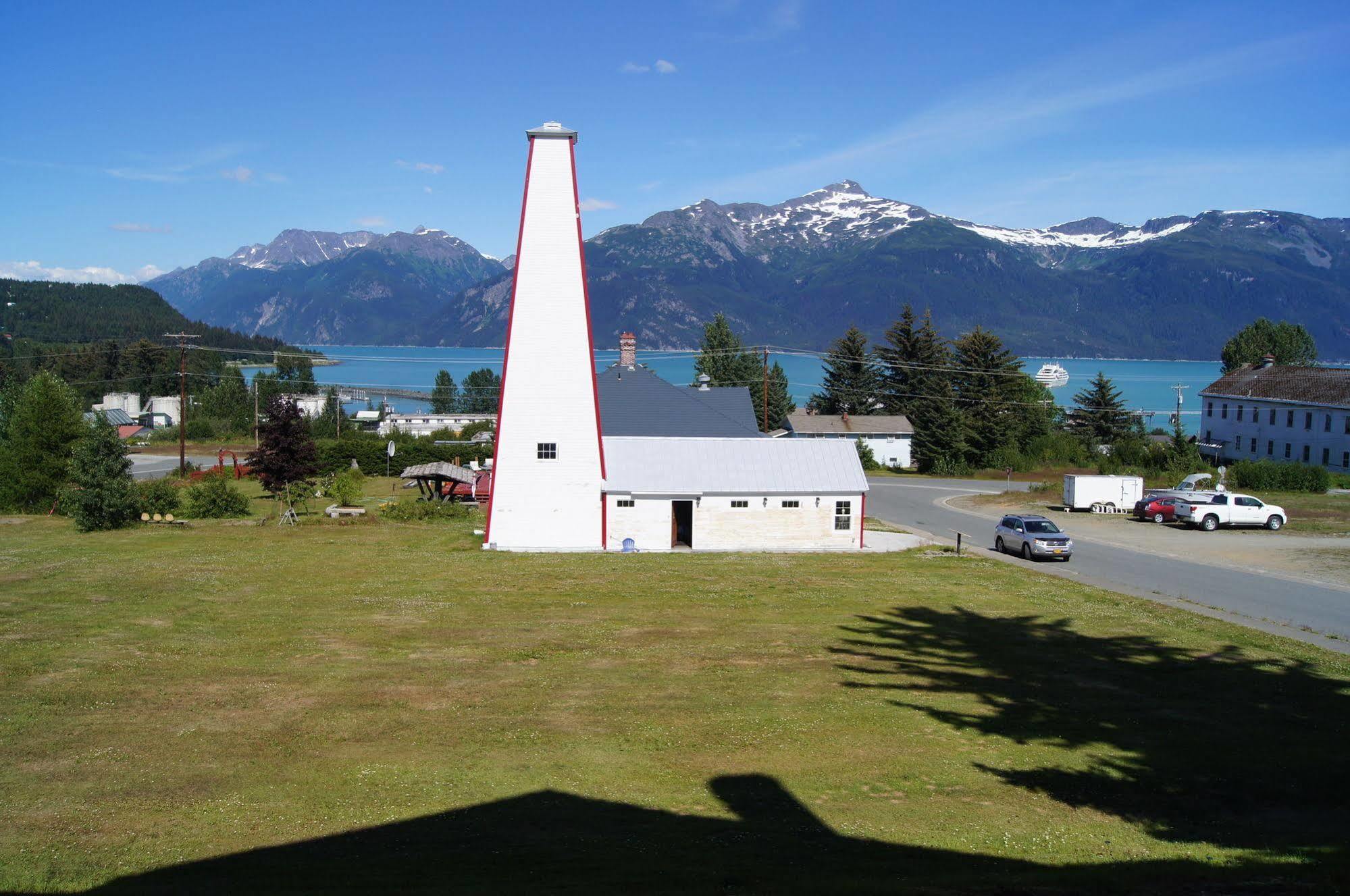 Hotel Halsingland Haines Esterno foto