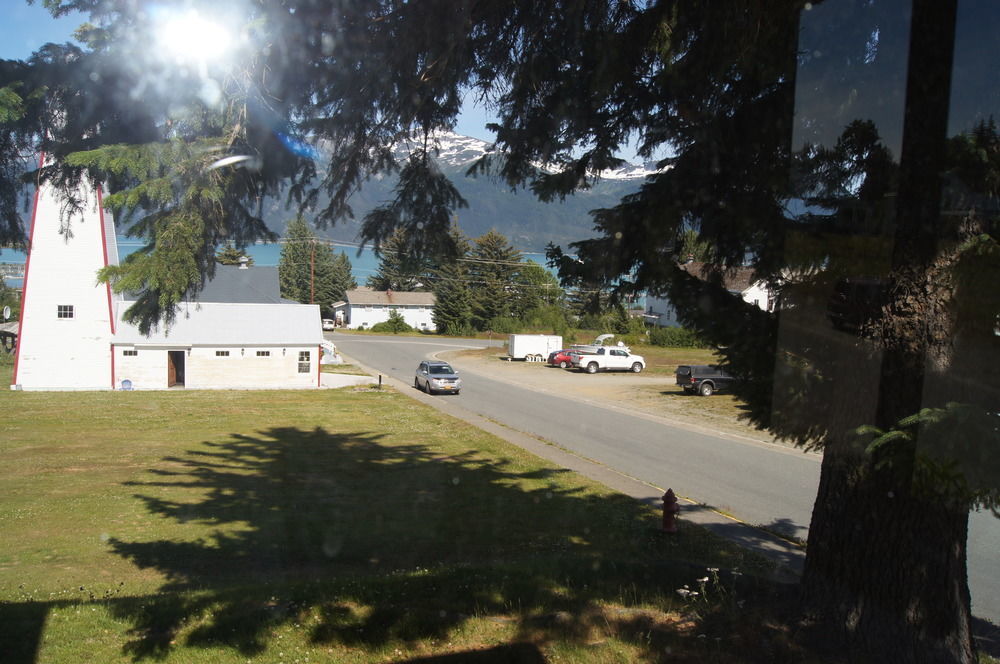 Hotel Halsingland Haines Esterno foto